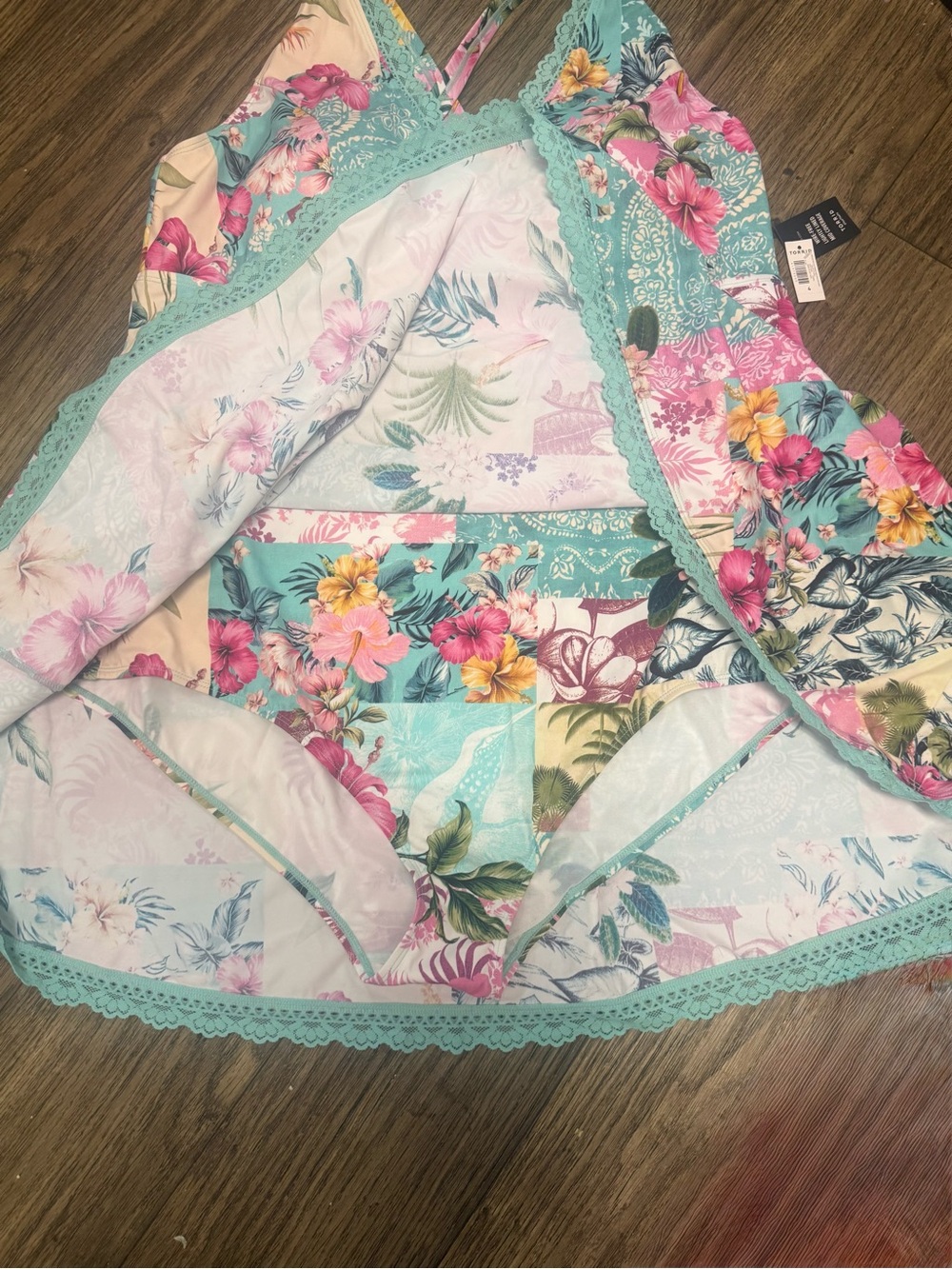 BRAND NEW Torrid Tropical Print 4X Lace Trim Racerback Swimsuit Dress - Picture 7 of 10